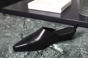como llevar zapatos tipo mules